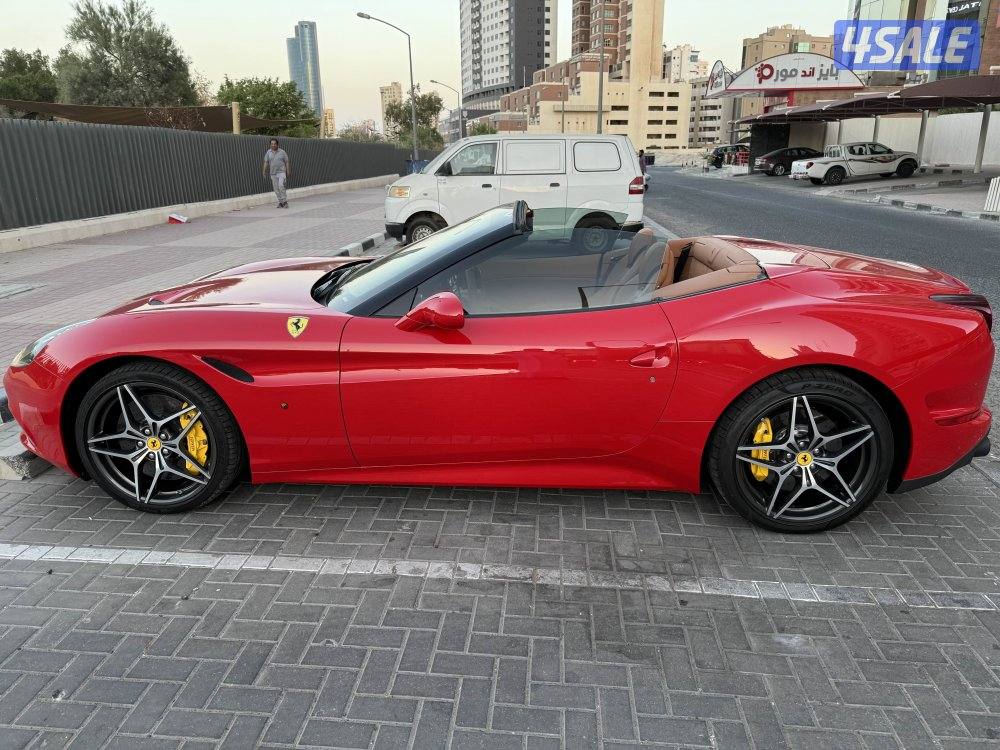 فيراري كالفورنيا T15