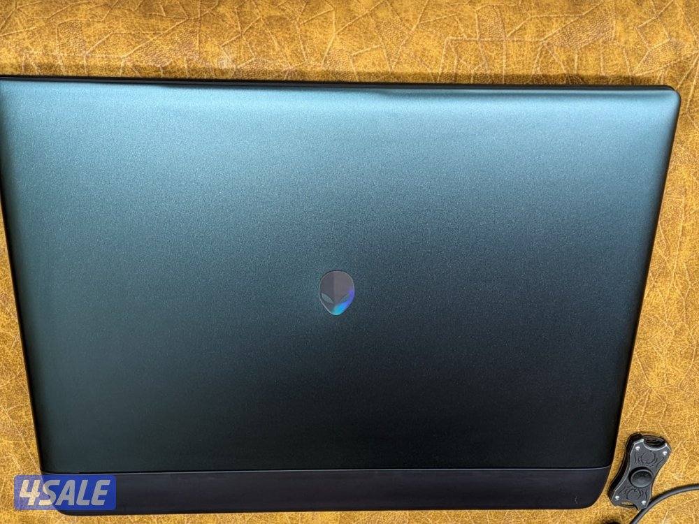 للبيع لابتوب alienware0