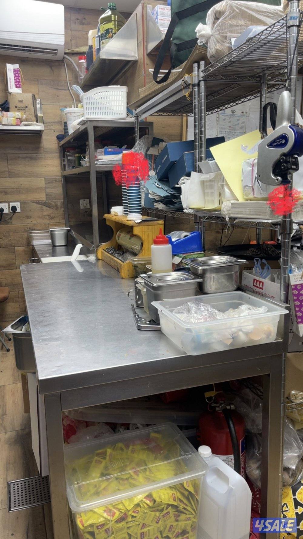 للبيع مطبخ مركزي في اسواق القرين1