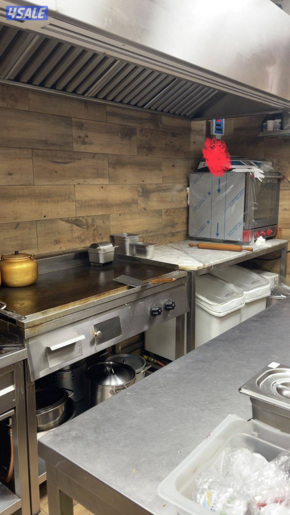 للبيع مطبخ مركزي في اسواق القرين2