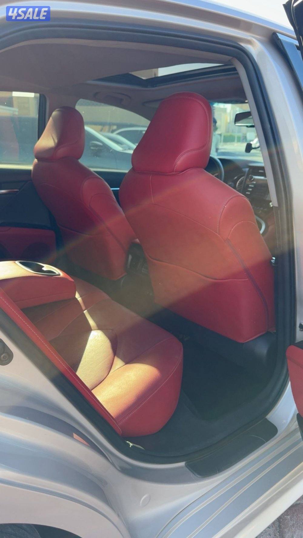 للبيع تويوتا كامريSE موديل2019 6 سلندر10