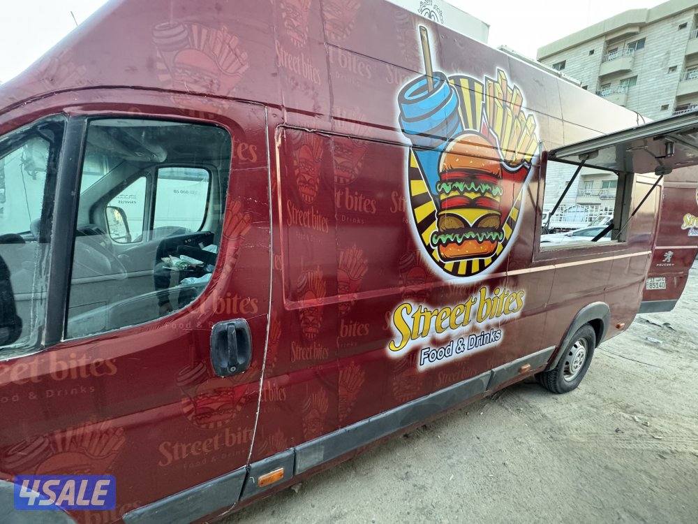 فود ترك مجهز بالكامل2