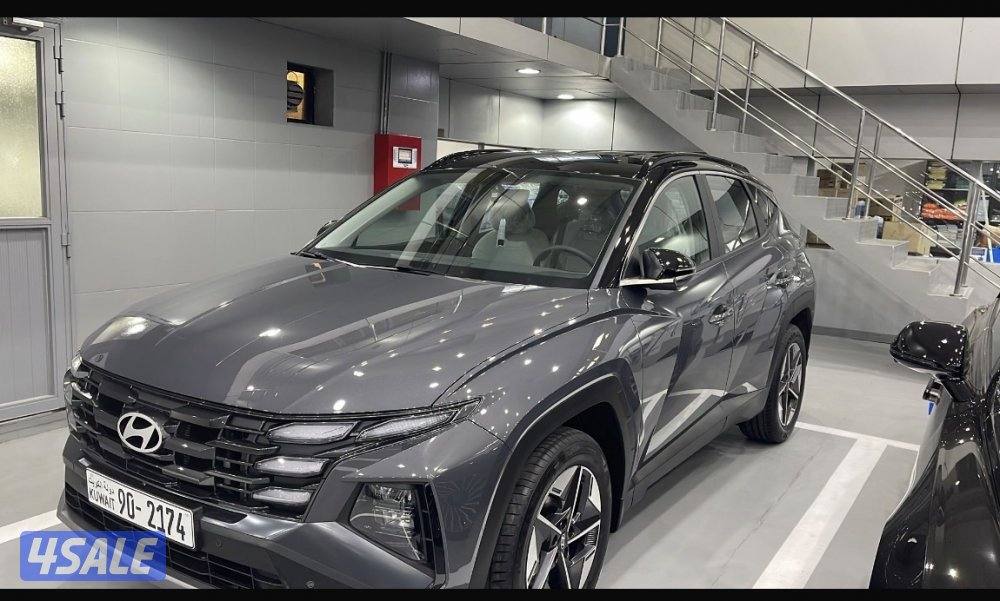 Tuscan 2025 with warranty two years and full protection0