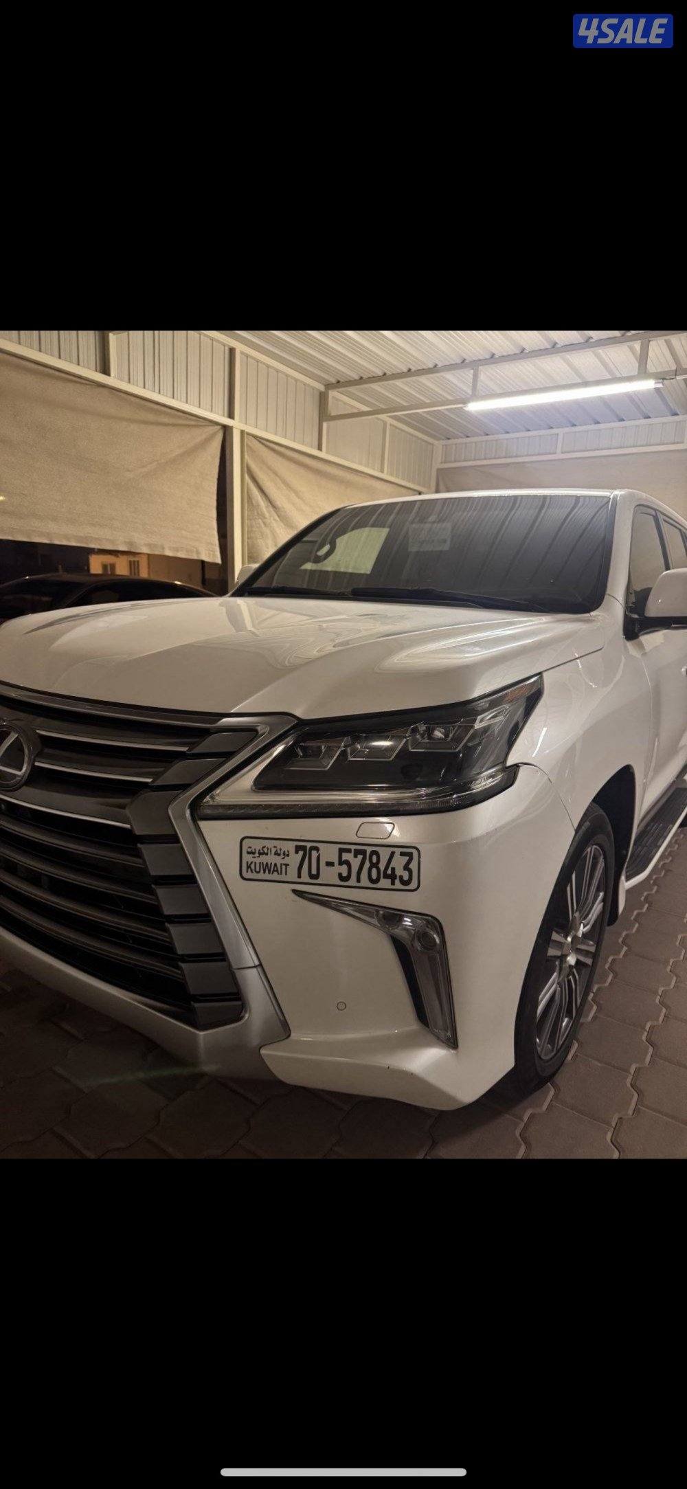 جيب لكزس 20163