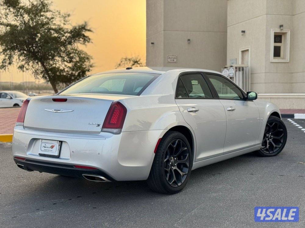 للبيع كرايزلر -C300موديل20213