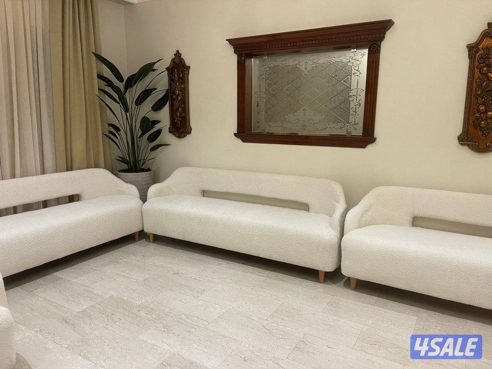 تاجير جميع مستلزمات الافراح تصميم كوش تاجير كراسي طولات زينه منازل تصو2