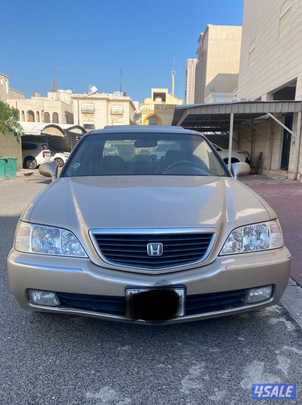 للبيع هوندا لجند موديل ٩٩0