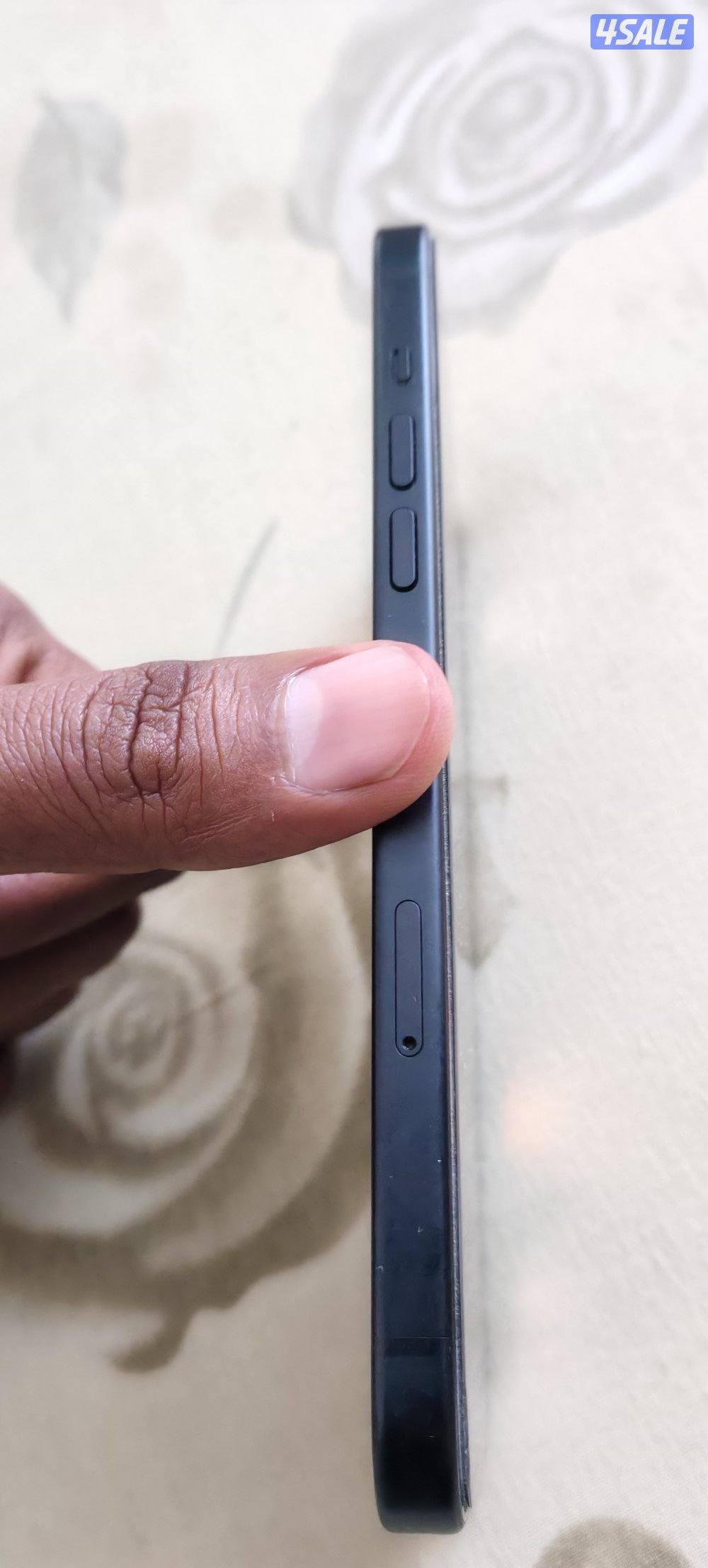 iPhone 15 plus 128gb3