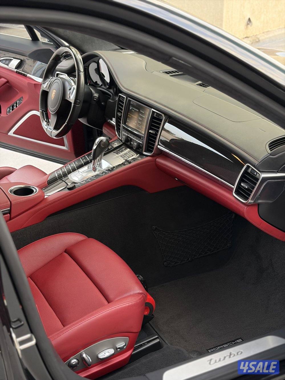 Posche Panamera Turbo 2014 Km5300010