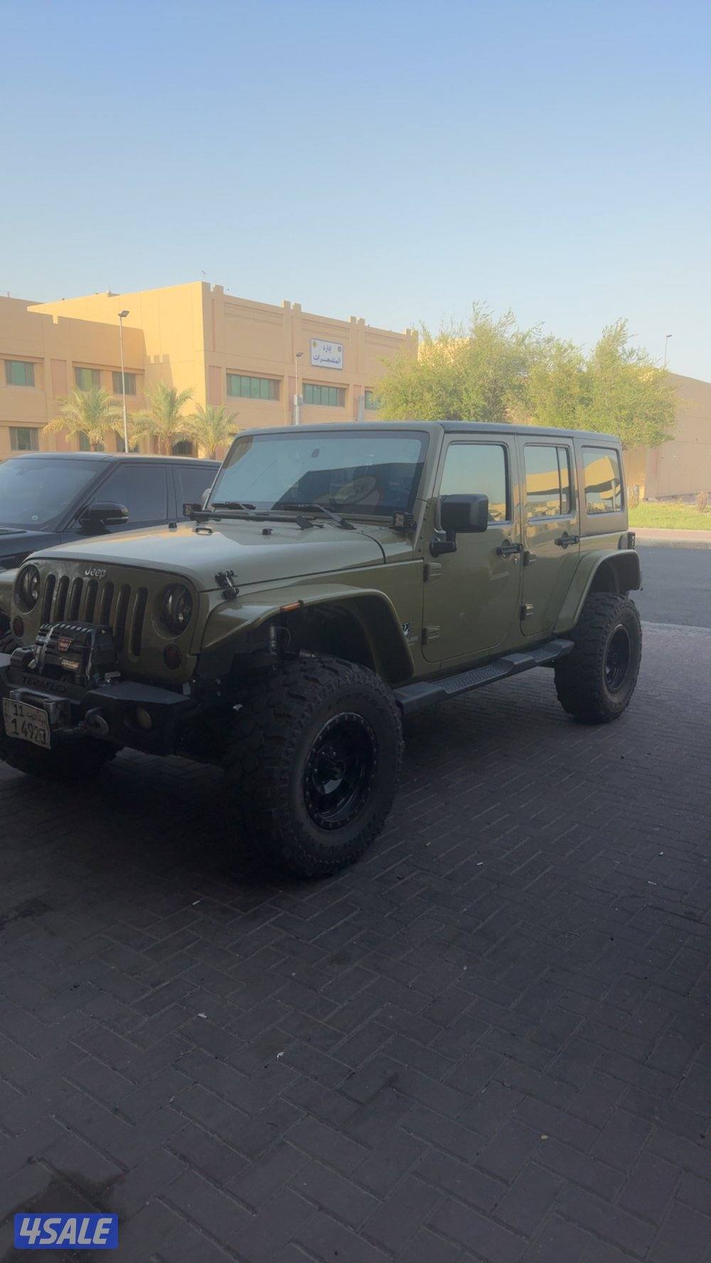 للبيع او للبدل رانجلر مديل 2013 قير عادي ماشي 2003