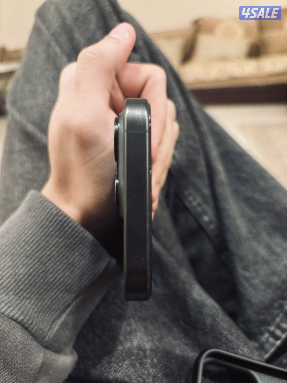 للبيع ايفون 15 شريحة الكترونية esim1