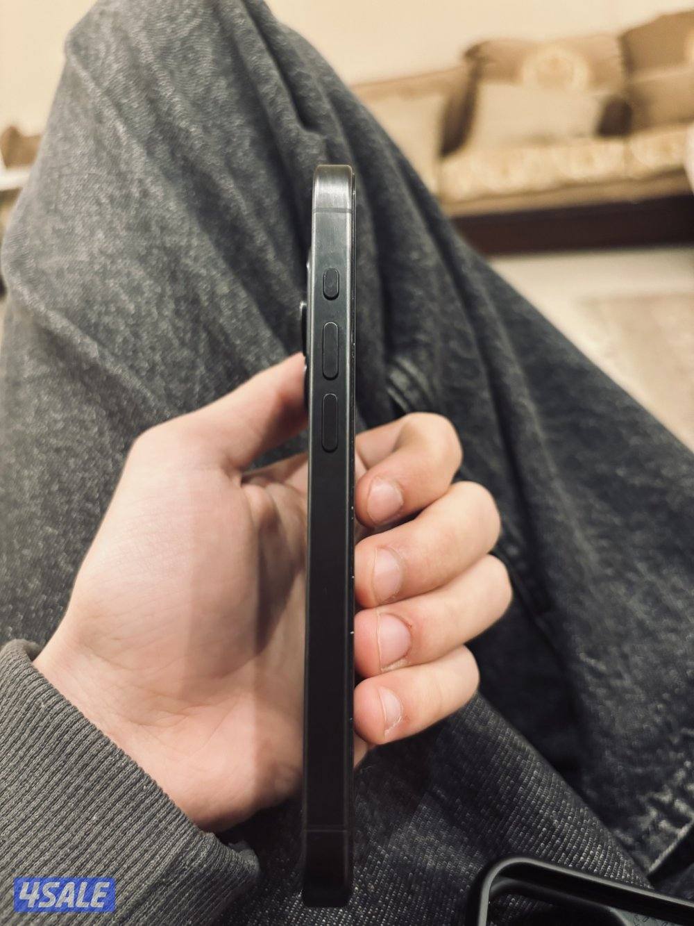 للبيع ايفون 15 شريحة الكترونية esim7