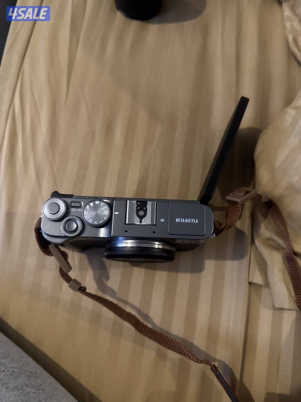 كاميرة تصوير فوجي استعمال خفيف1