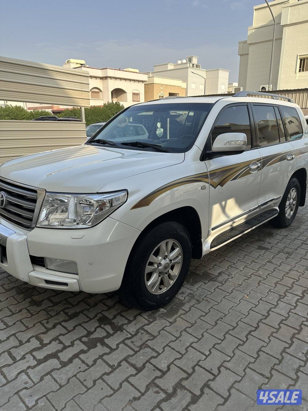 لاند كروزر0