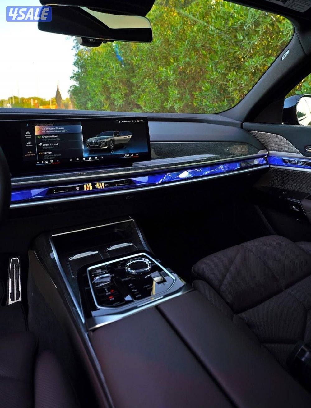 BMW 740i Kit M 2024 بحاله الوكاله11