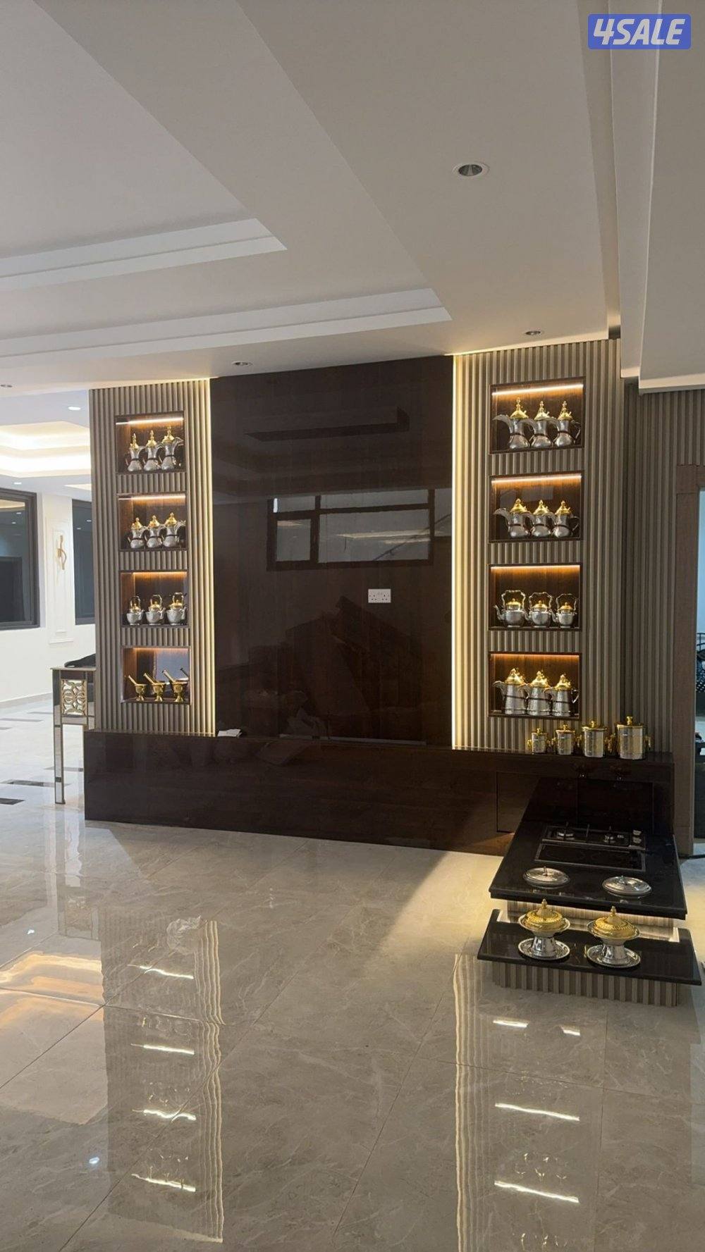 ديكورات داخليه خشب طولت بديل خشب رخام شيابرد جام _وجار خلفيه تلفزيون9