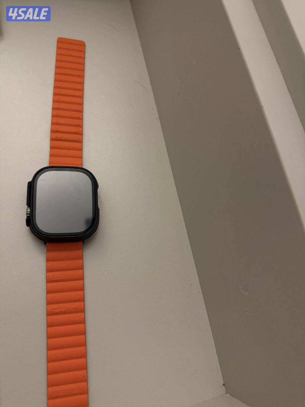 للبيع ساعة ابل الترا نظيفه كالجديد0