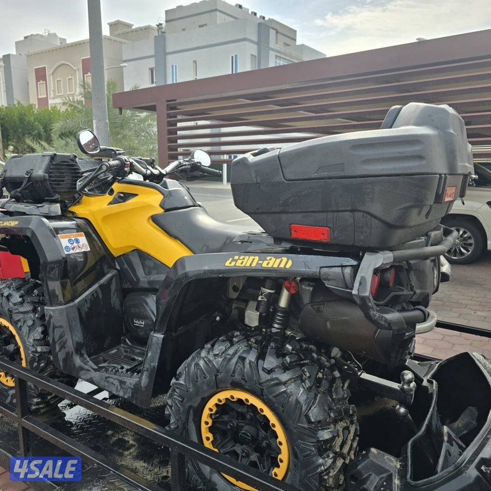 Can-am 2014 outlander 800 black&yellow0