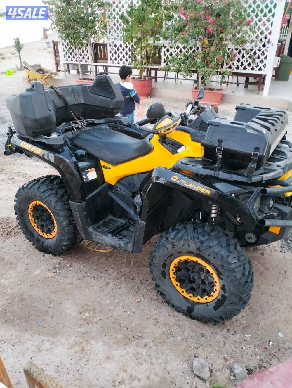 Can-am 2014 outlander 800 black&yellow4