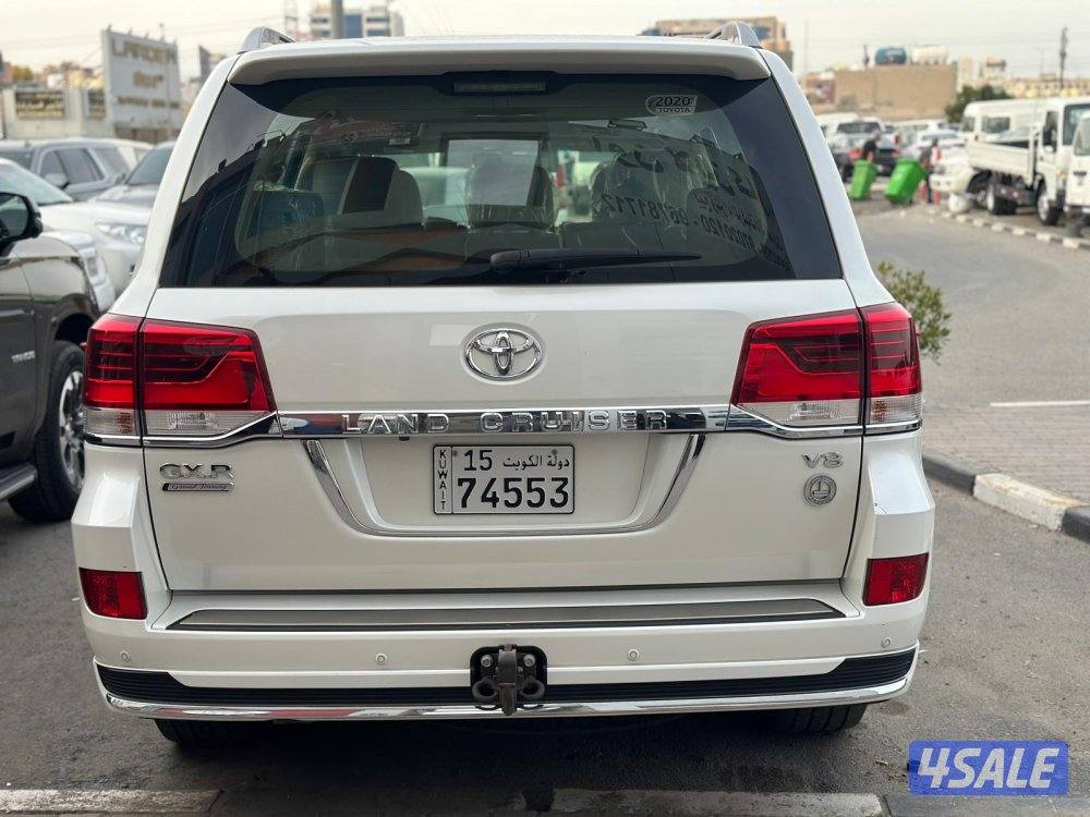 لاند كروزر GX.R V8 غراند تورنق  موديل 2020 ماشي 191 الف صبغ الوكالة4