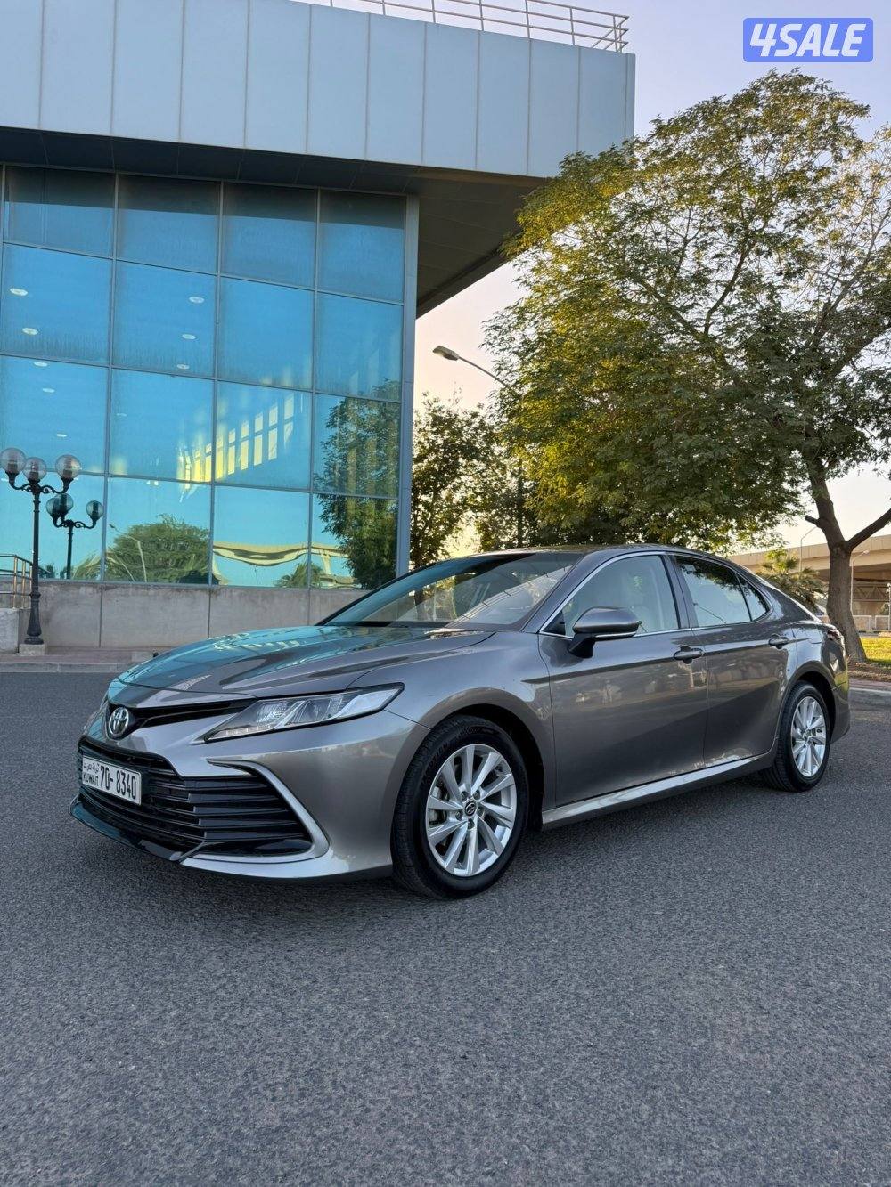 كامري 2023 ماشي 43 الف فقط سيرفس منتظم شرط الفحص والنظافه1