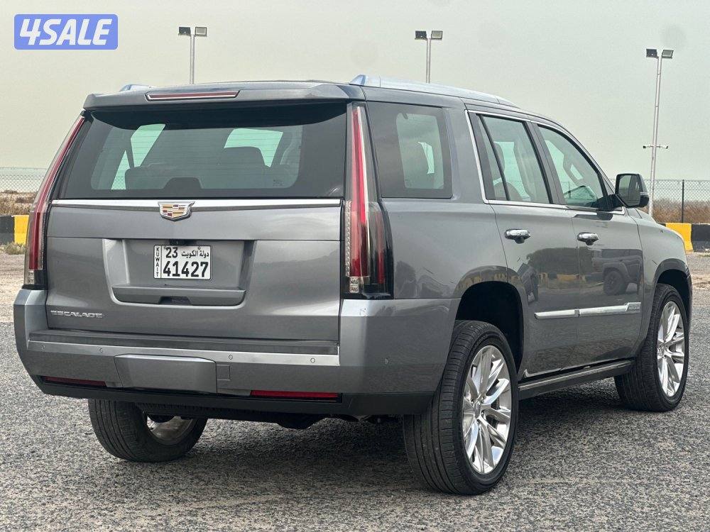 للبيع كاديلاك اسكاليد بريميوم ماشي ١٤٥ الف كيلو3