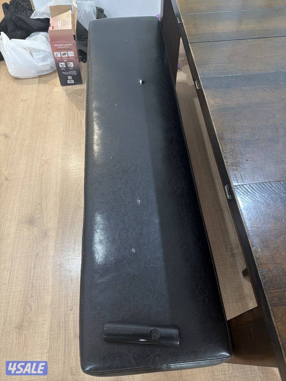 طاولة سفرة الغانم بحالة جيدة - سبب البيع تجديد- سعر الشراء ٢٤٥2