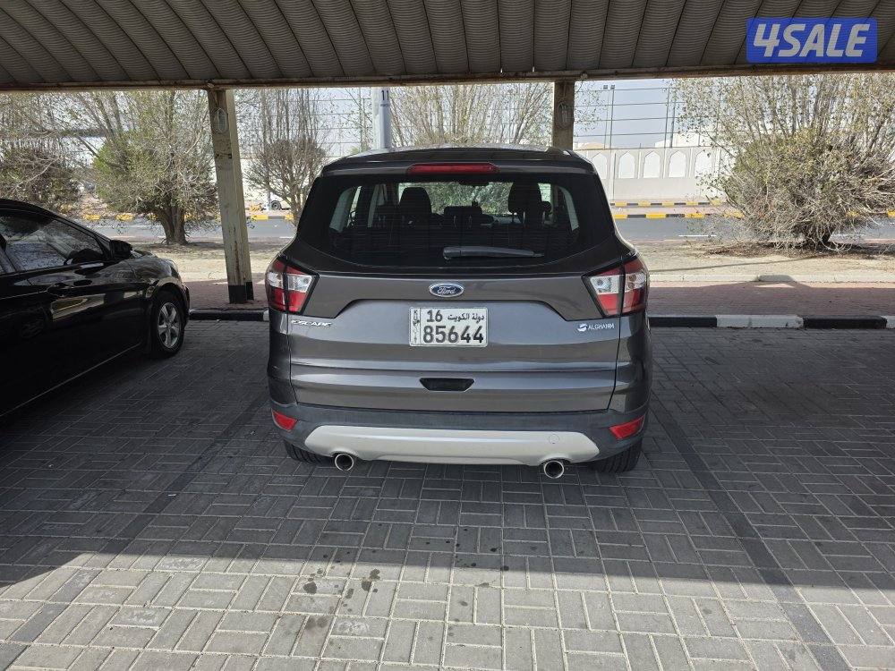 فورد اسكيب ٢٠١٨ ، ماشية ٩٣ الف شرط الفحص3