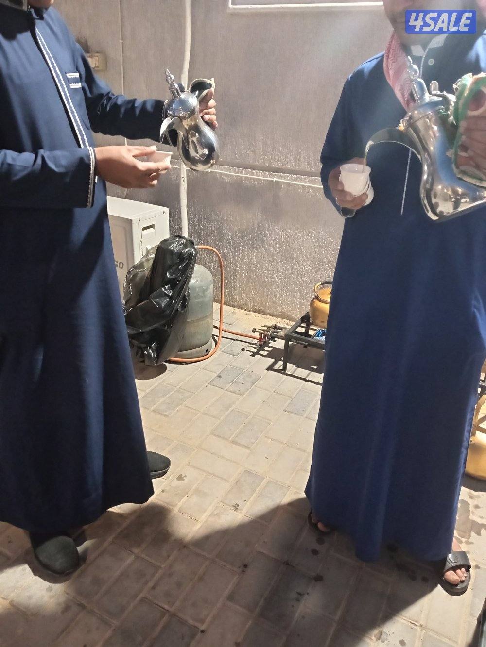 خدمة شاي وقهوة وخدمة ايقاف وتنظيم سيارات ومقهوجيه وصبابين قهوة شكرديه2