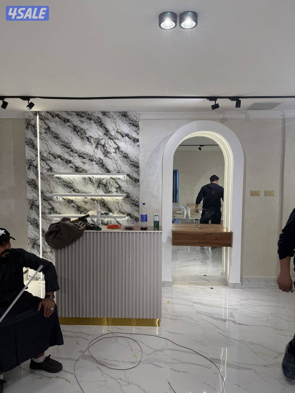 صباغ خشب ونجار صبغ باب كبتات وغرفة النوم0