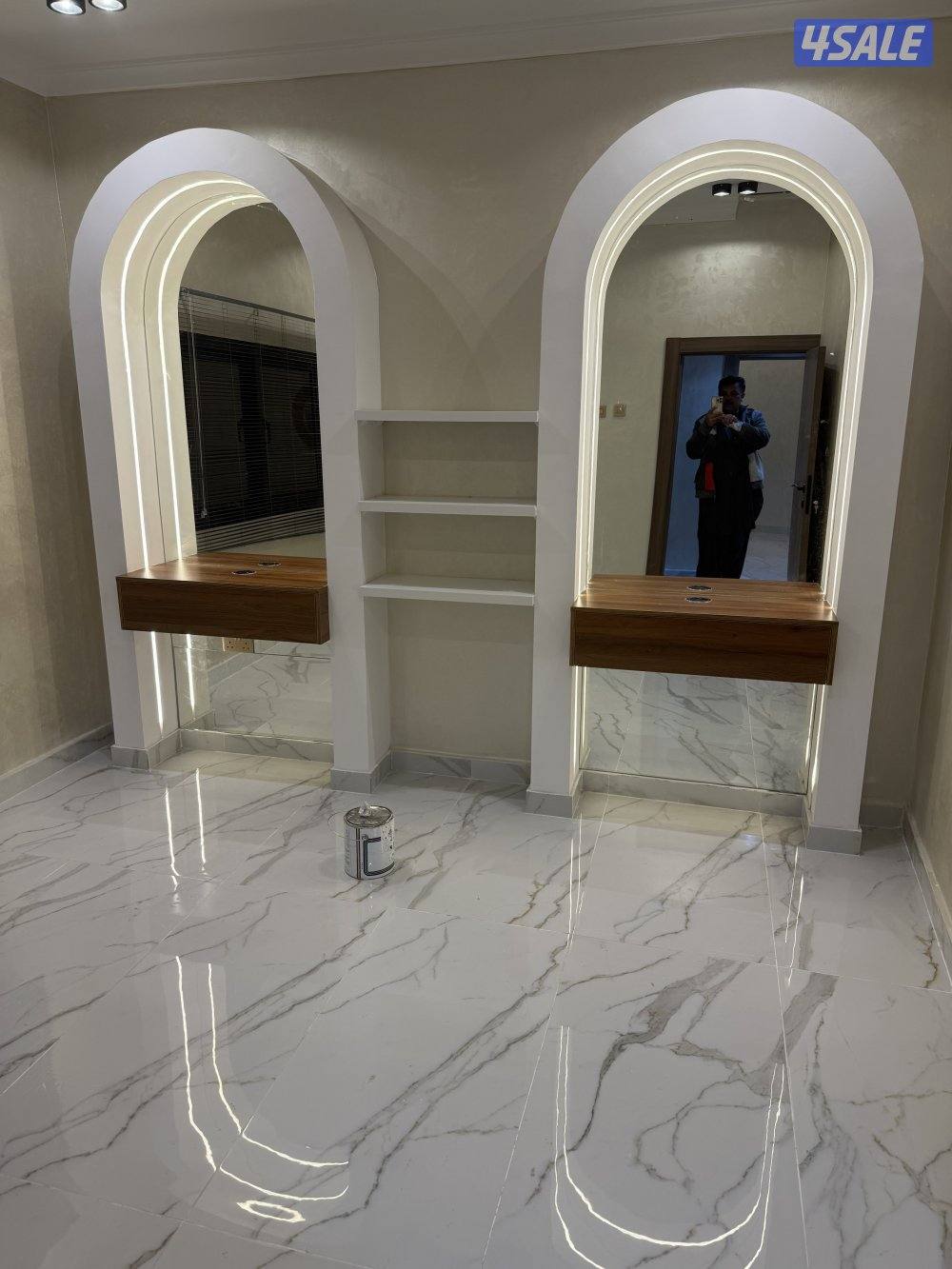 صباغ خشب ونجار صبغ باب كبتات وغرفة النوم1