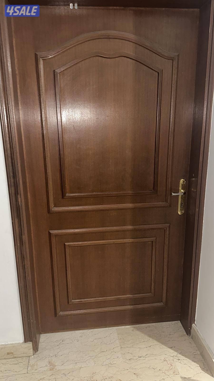 صباغ خشب ونجار صبغ باب كبتات وغرفة النوم13