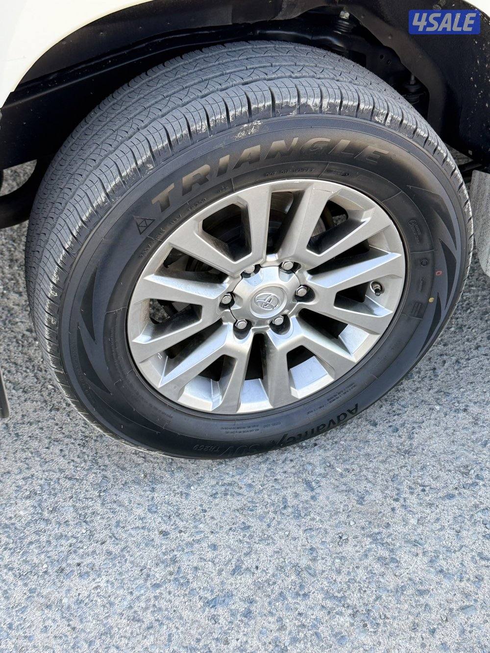 برادو VX - موديل 2020 - عداد 75 - صبغ الوكاله -  وارد الساير10