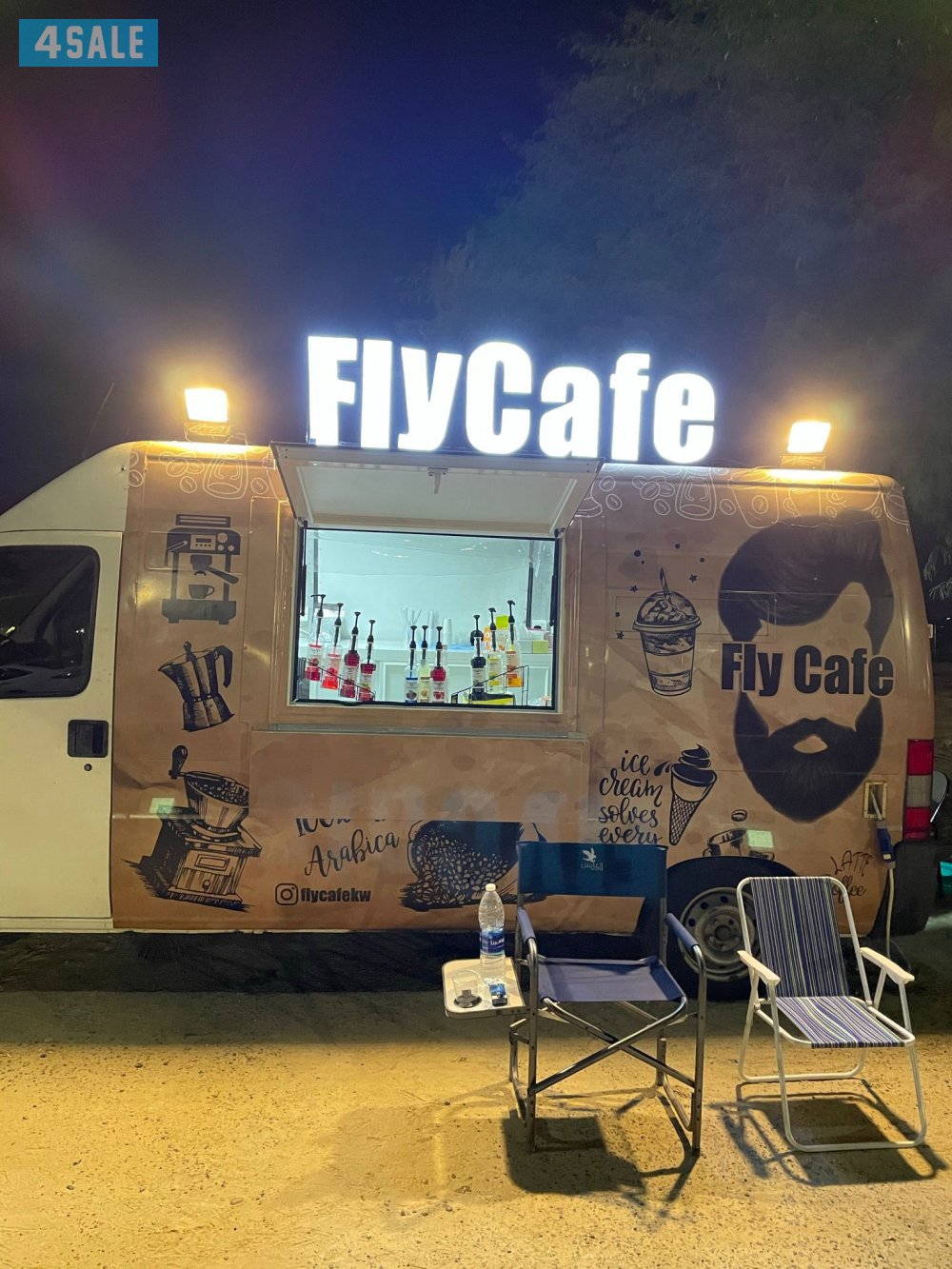 للبيع فود ترك مجهز بالكامل0