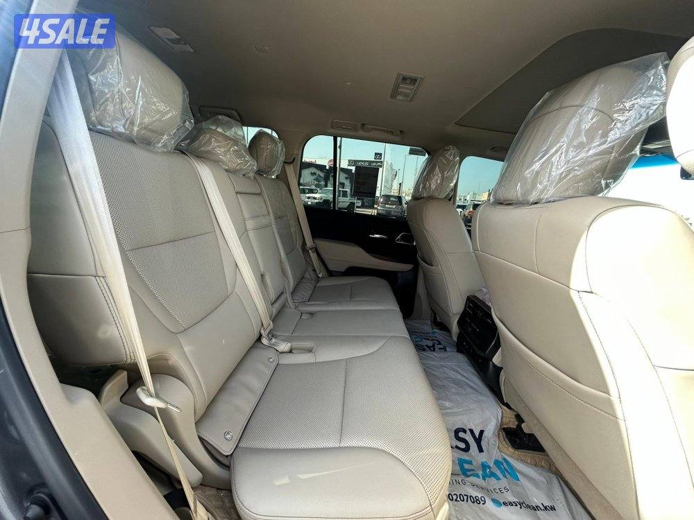 تويوتا لاند كروزر GX.R AEROs  twin turbo.V6 موديل 2023 ماشى 50.000 k.m4