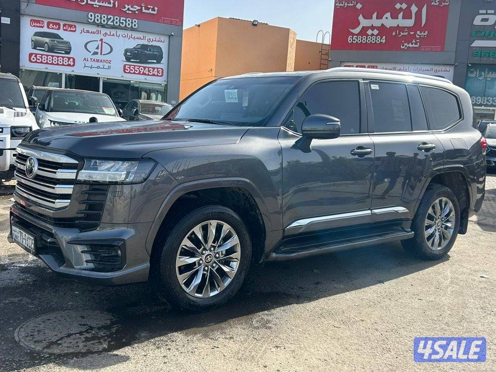 تويوتا لاند كروزر GX.R AEROs  twin turbo.V6 موديل 2023 ماشى 50.000 k.m8