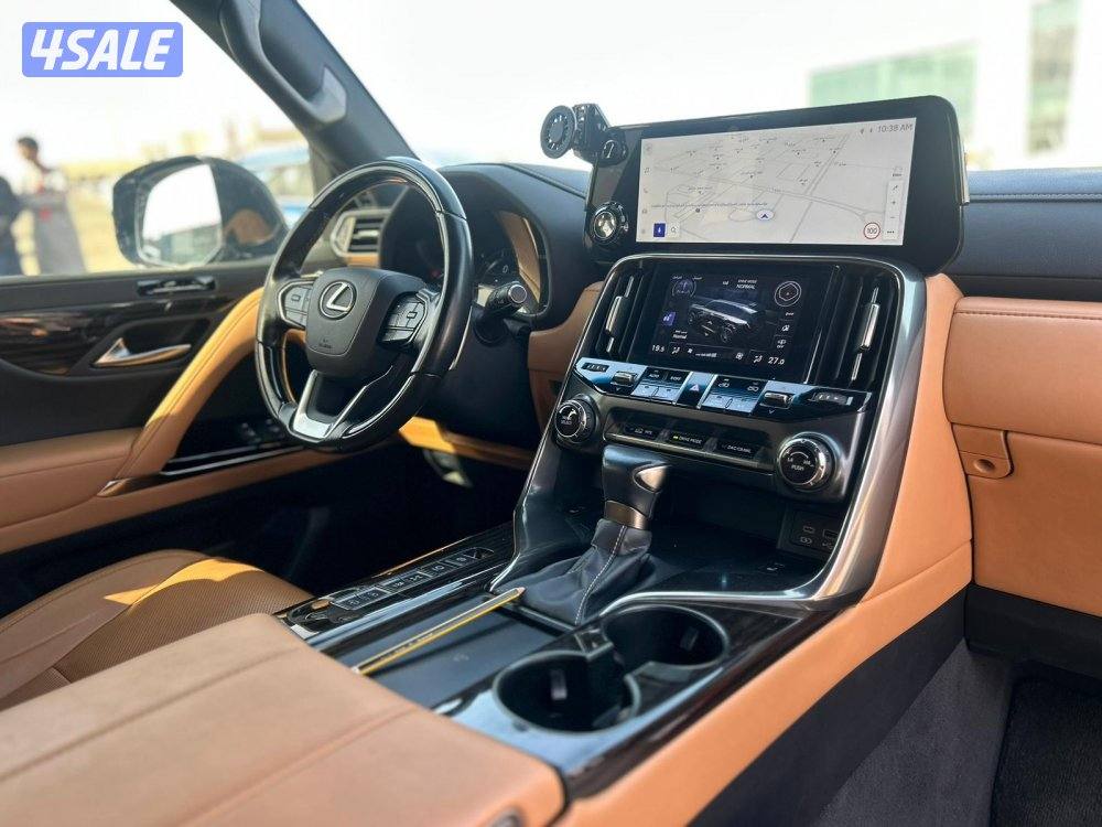 لكزس LX600 درجة ثانيه  twinturbo .V6 موديل 2024 ماشى 81.000 k.m6