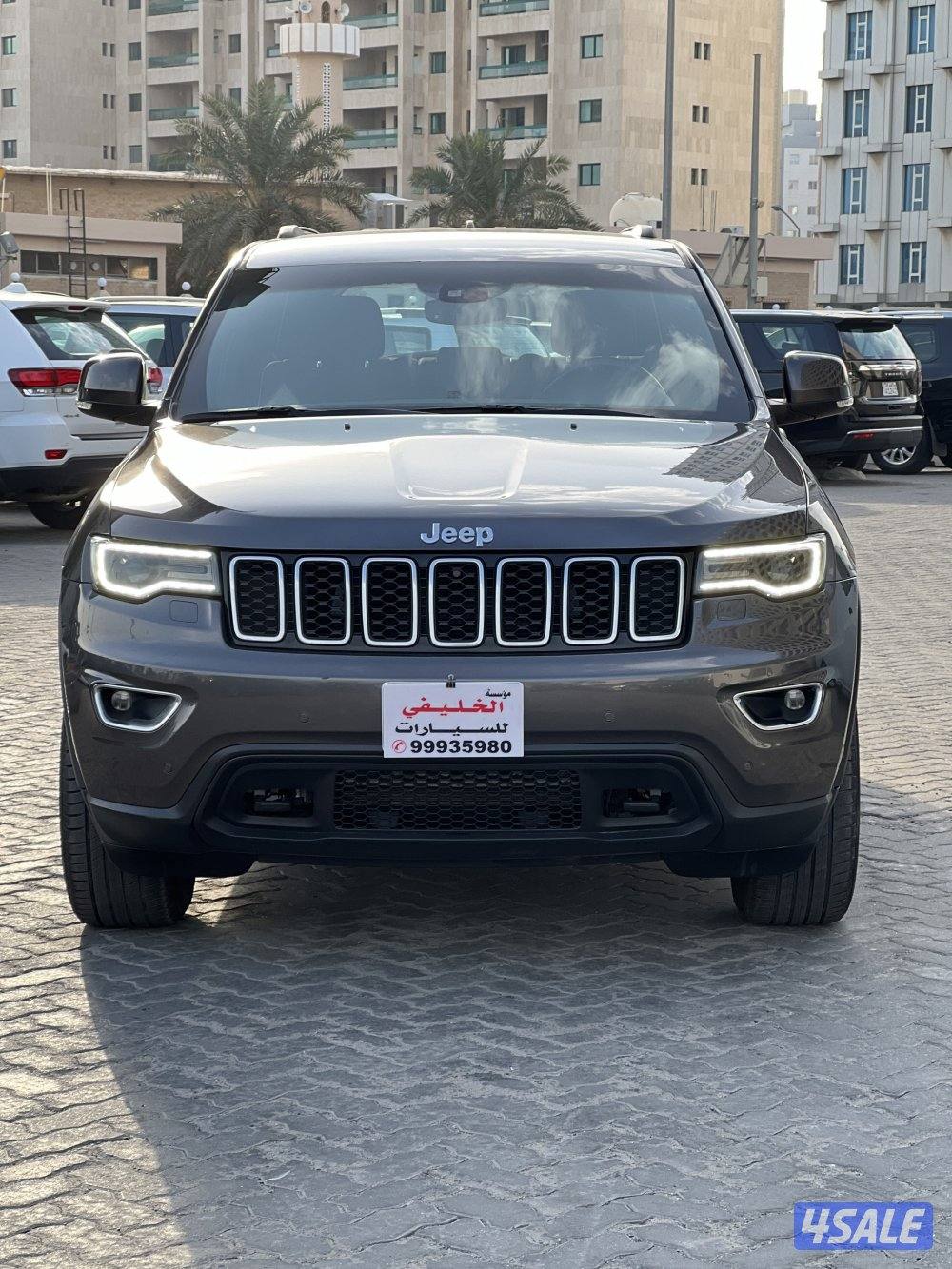 للبيع جراند شيروكي بحالة ممتازة0