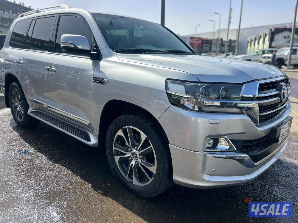 لاند كروزر GX.R-قراند تورينق .V8 موديل 2020 ماشى 93.000 k.m1