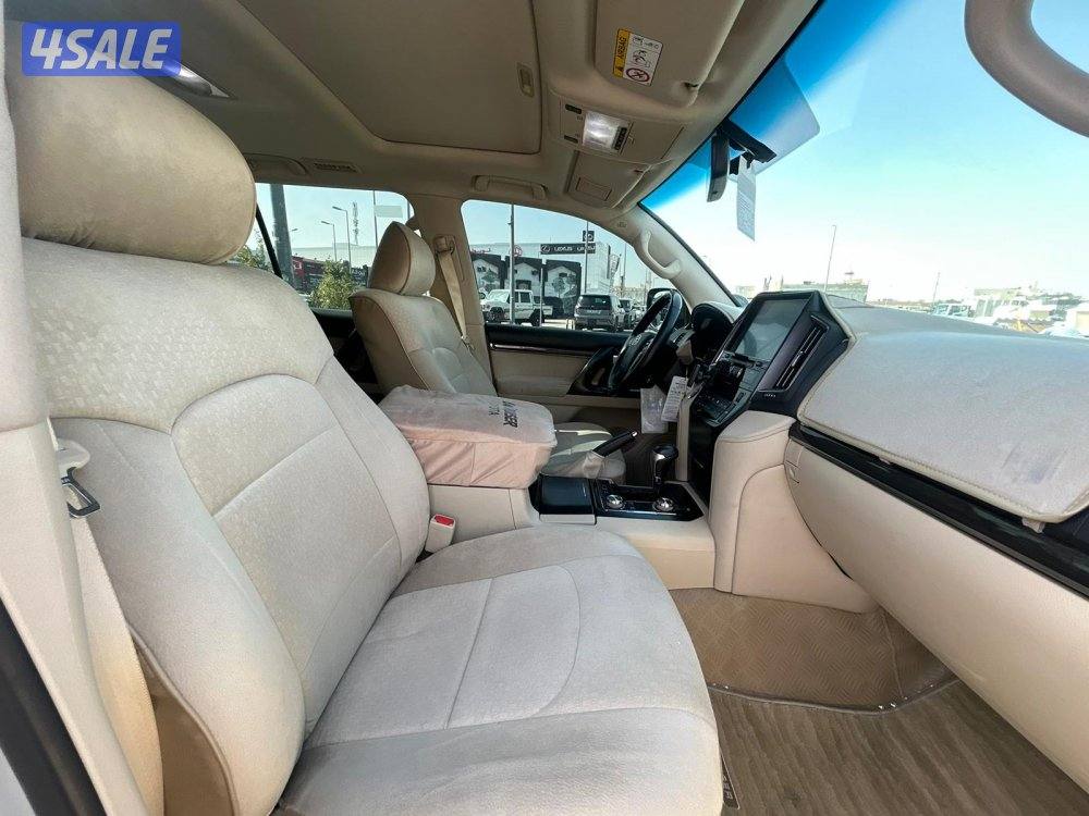 لاند كروزر GX.R-قراند تورينق .V8 موديل 2020 ماشى 93.000 k.m5