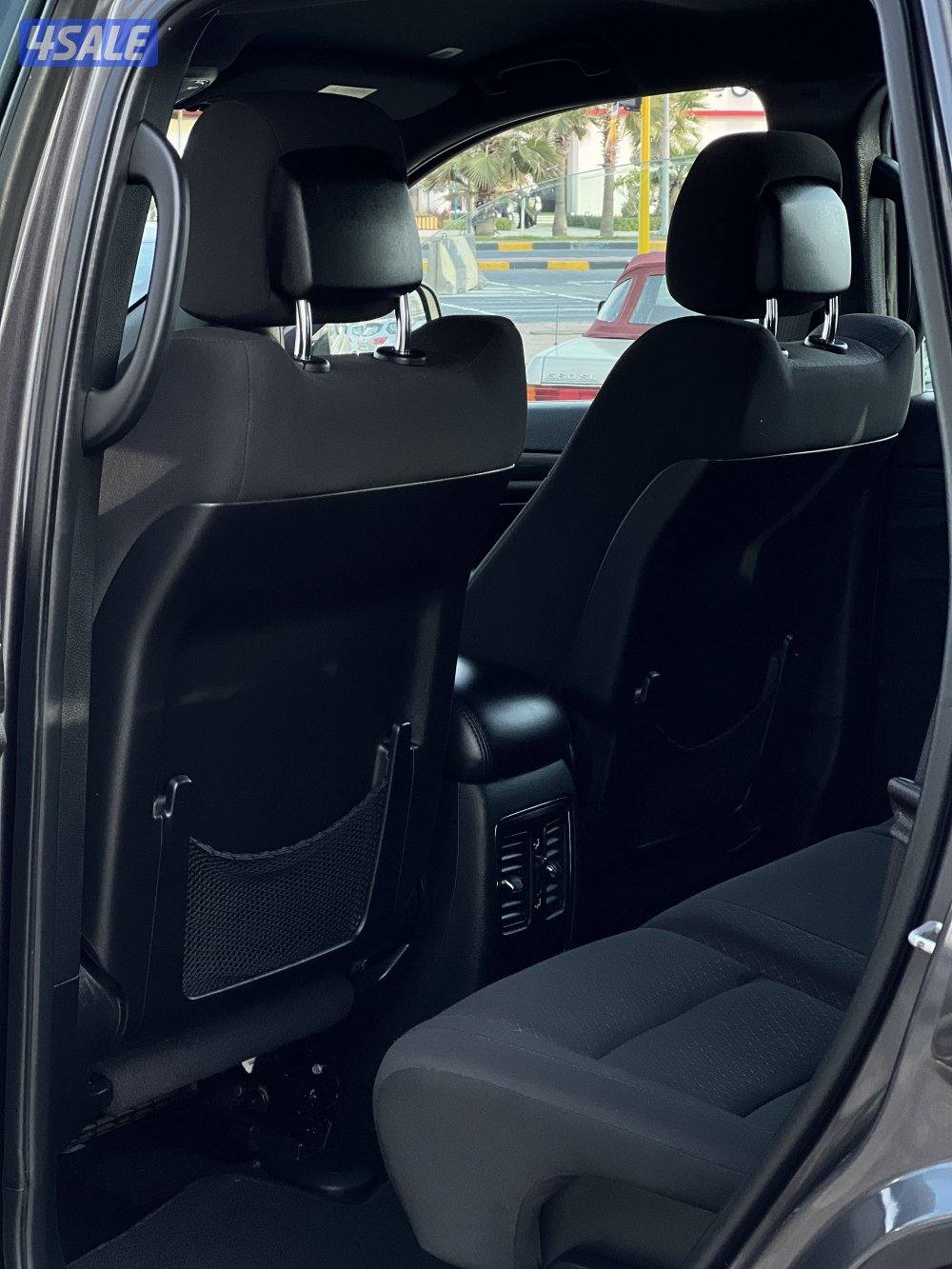 للبيع جراند شيروكي بحالة ممتازة13