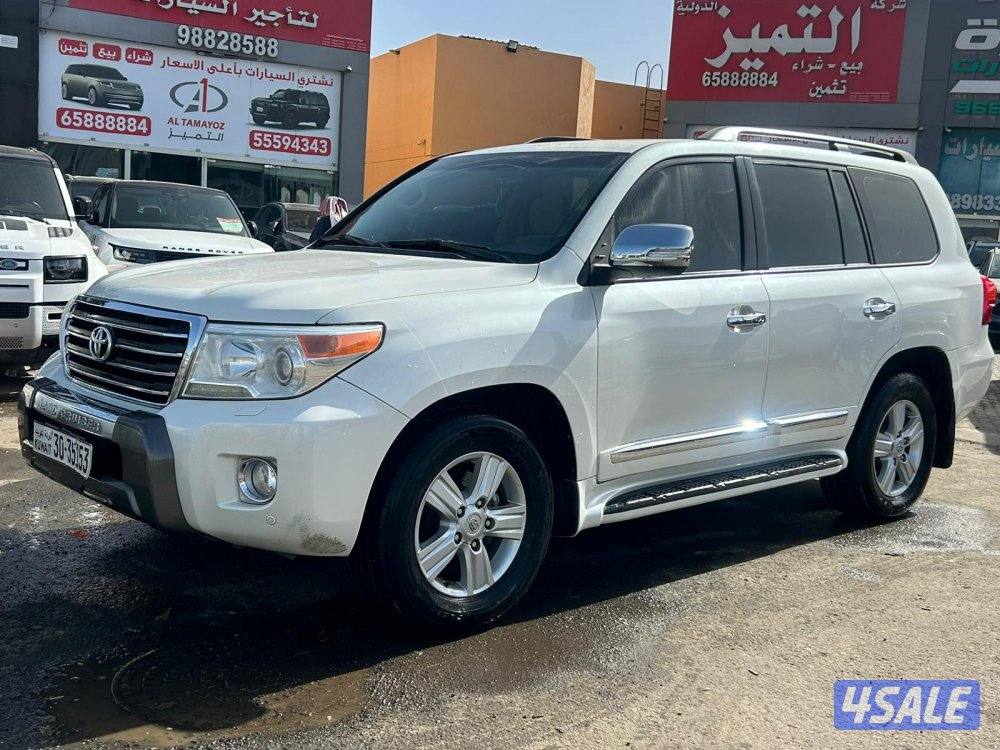 تويوتا لاند كروزر GX.R -V8 موديل 2014 ماشى 238.000 k.m  وارد الساير.8