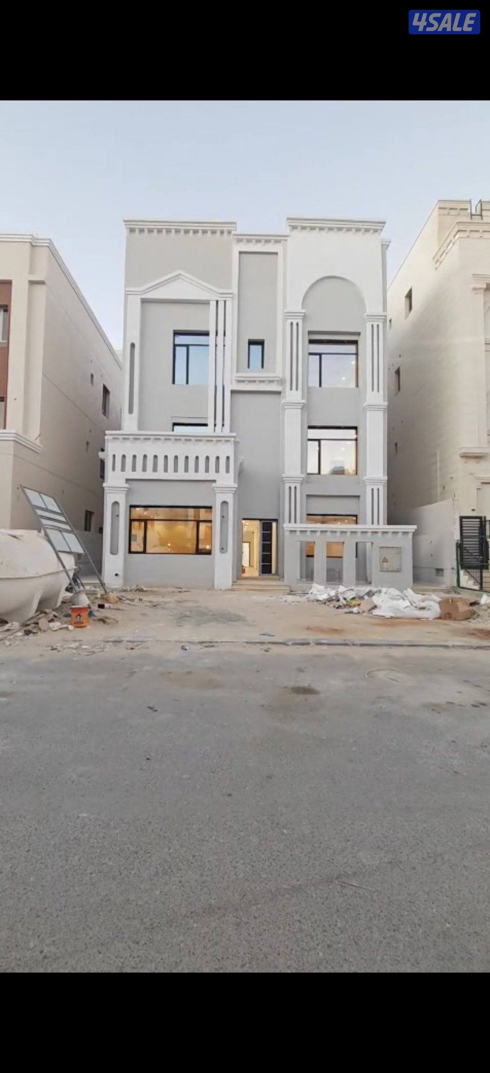 لايجار شقه مع حوش السطح ..ويوجد لدينا شقق مساحات مختلفه المطلاع2