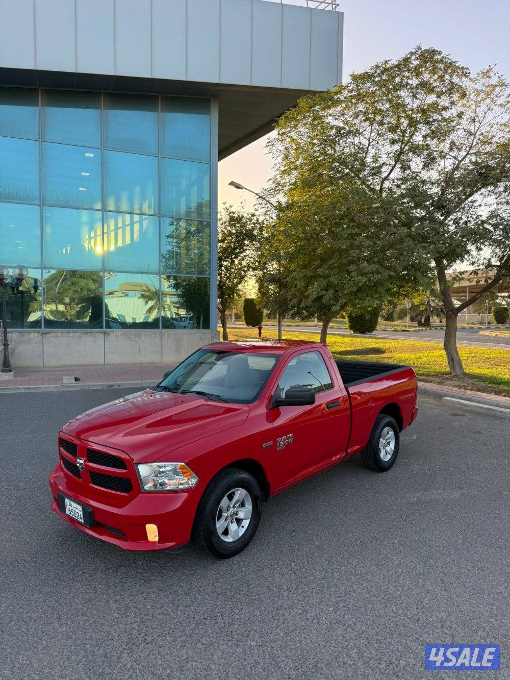 رام 2019 هيمي 8 سلندر بحاله الوكاله شرط الفحص الكامل عداد 1086