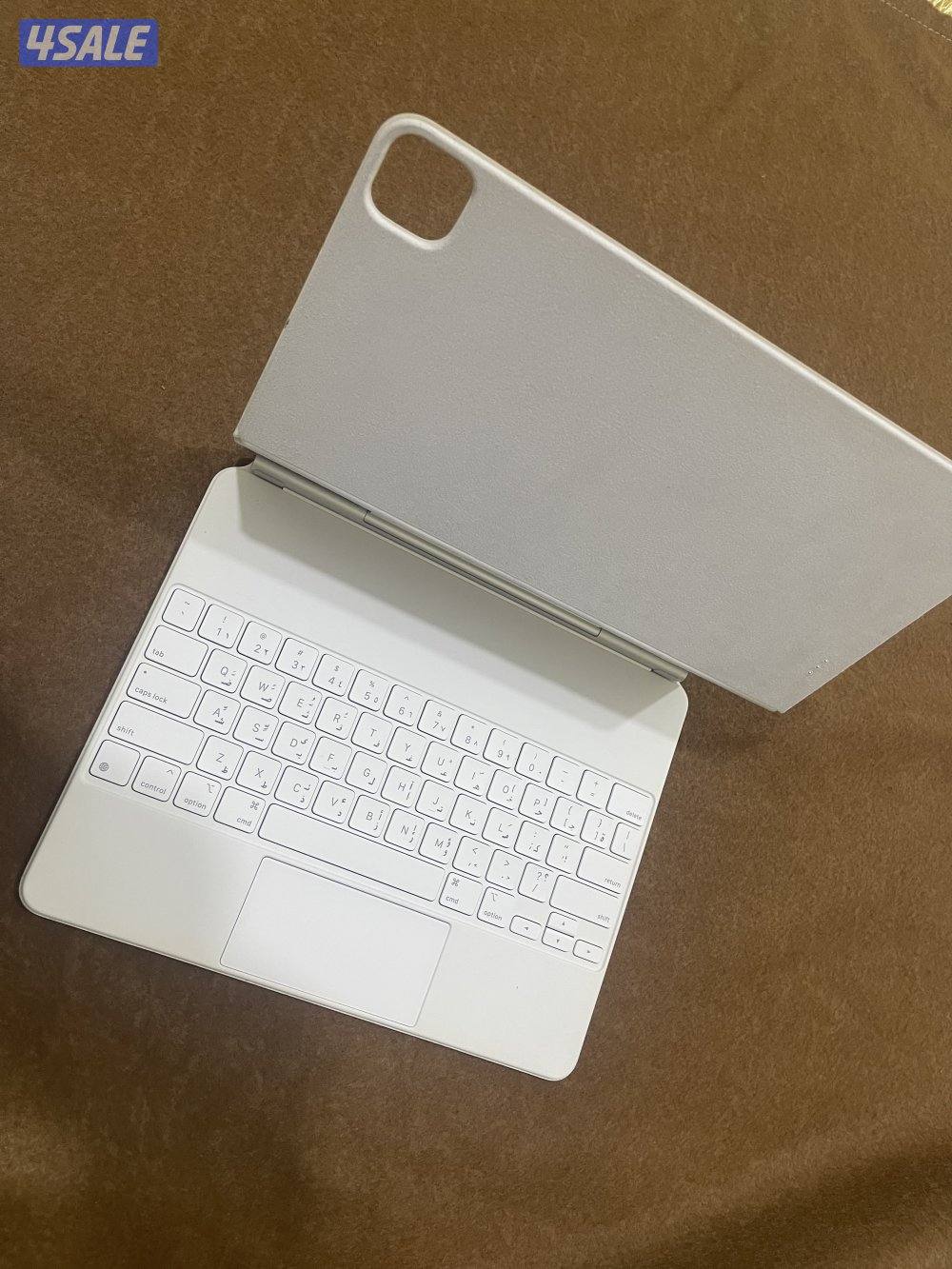 كيبورد ابل ماجيك 12.9 الاصلي نظيف وشغال تمام ما فيه شي3