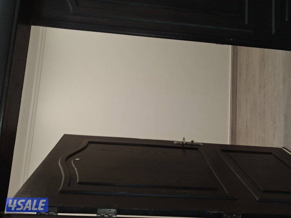 للايجار دور كامل بمنطقه الشهداء دور نظيف جدا0