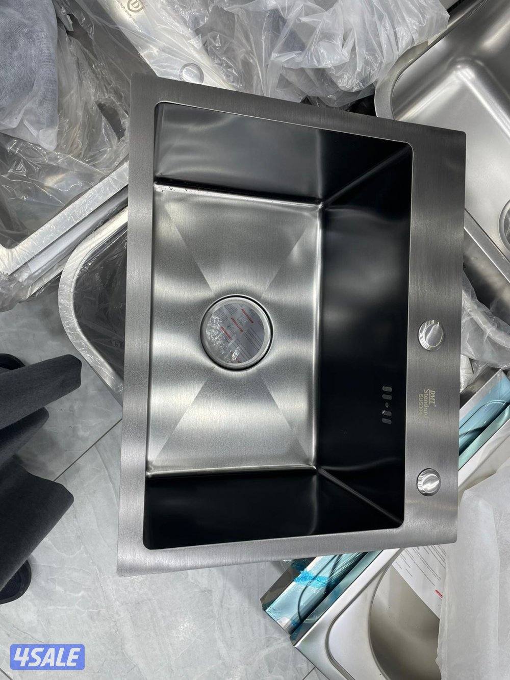 فني وصيانة مطابخ المنيوم فك وتركيب ونقل جميع انواع المطابخ وتبديل مفصل5