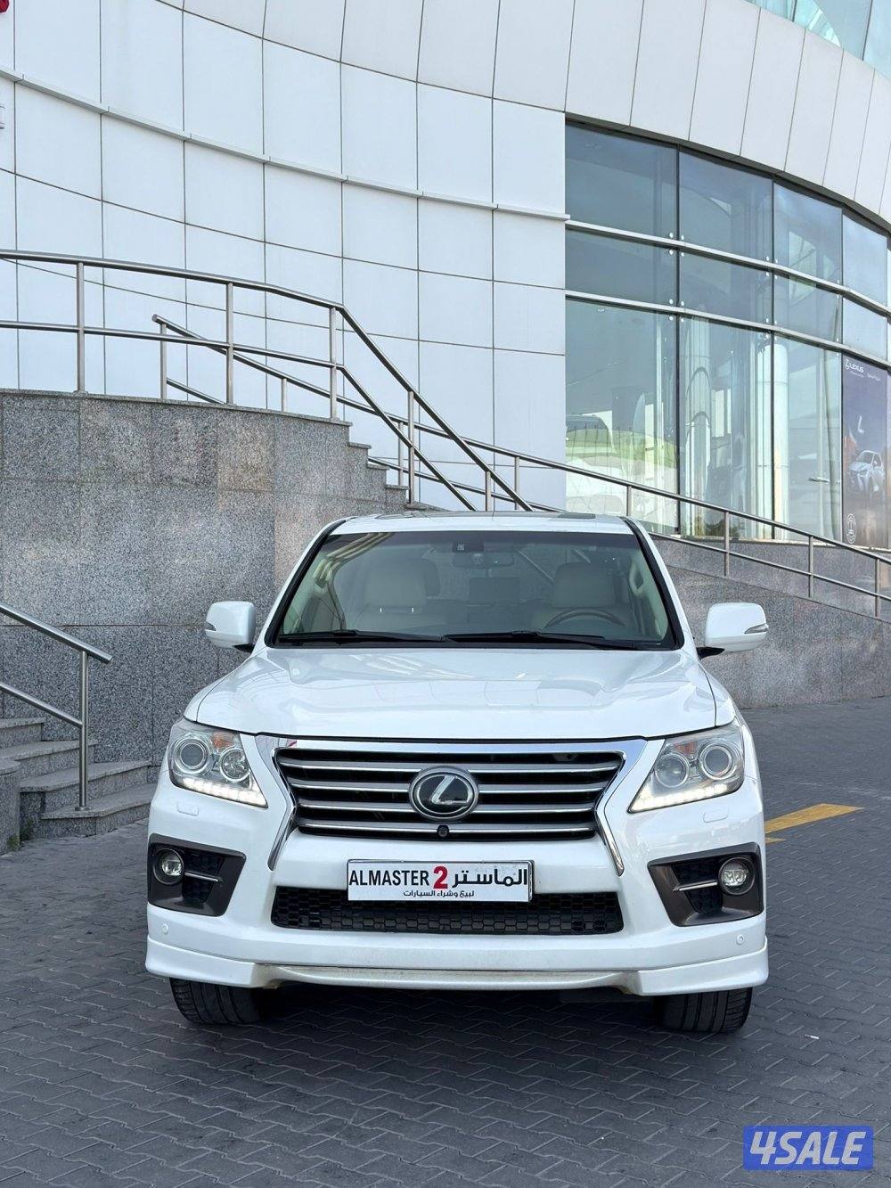 لكزس LX570 موديل 20141