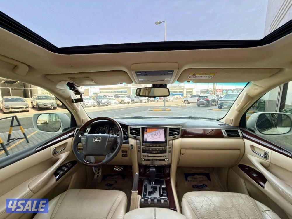 لكزس LX570 موديل 20146