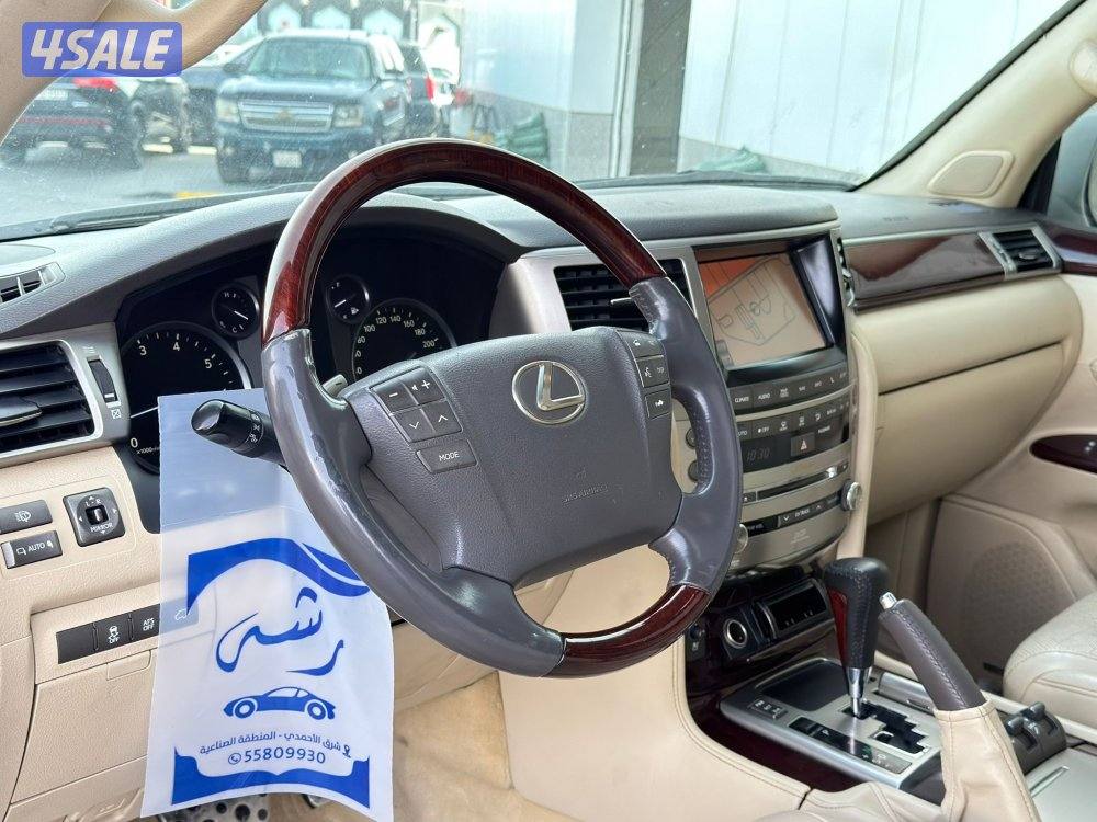 لكزس LX570 موديل 20149